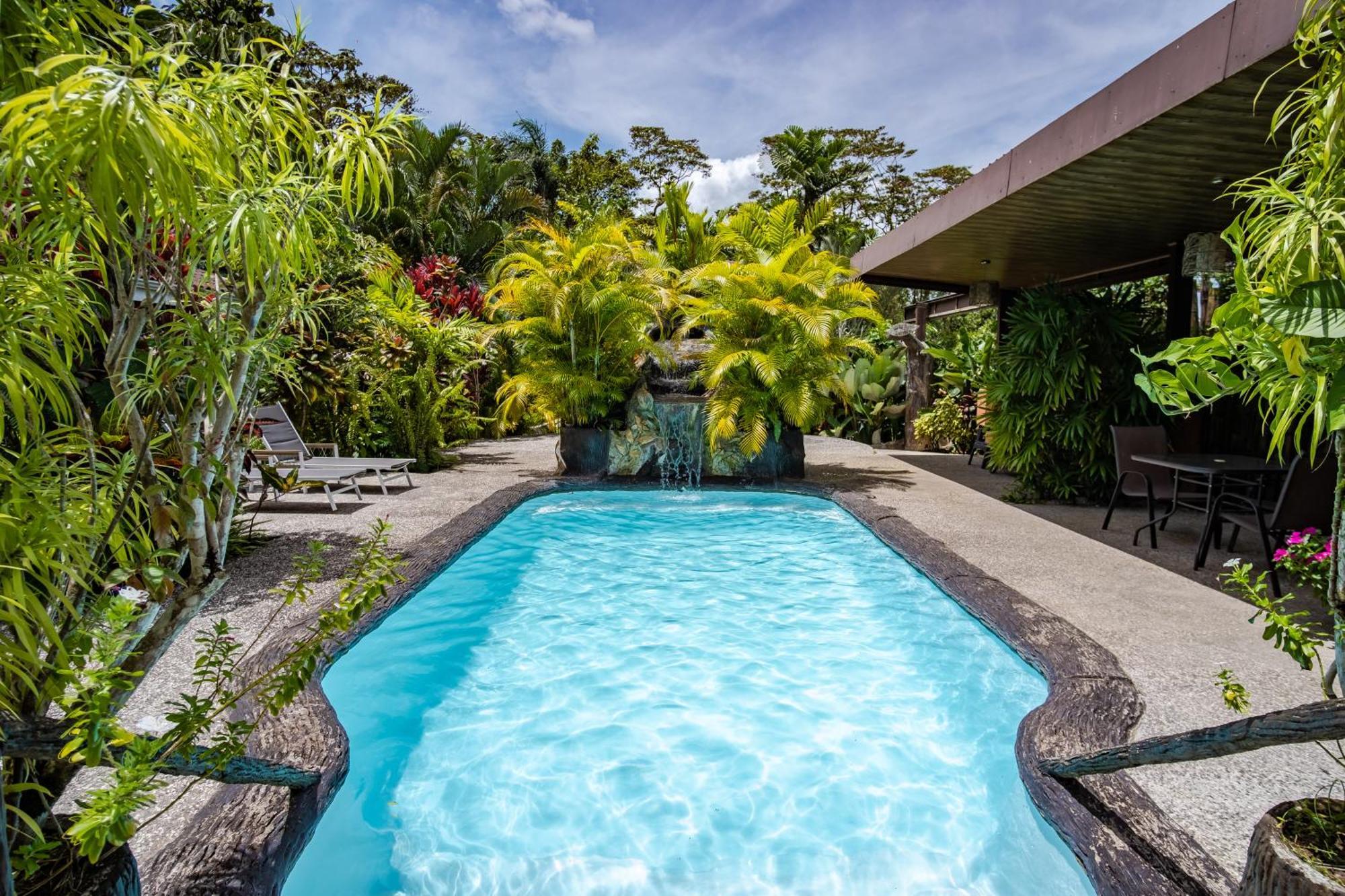 Hotel Sierra Arenal La Fortuna Exterior photo